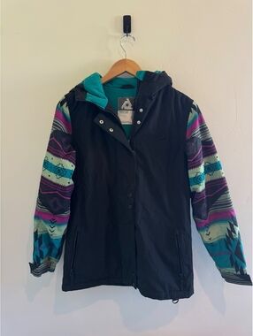 Aperture Women’s Small Waterproof Ski Snowboard Jacket Aztec Print Black Teal